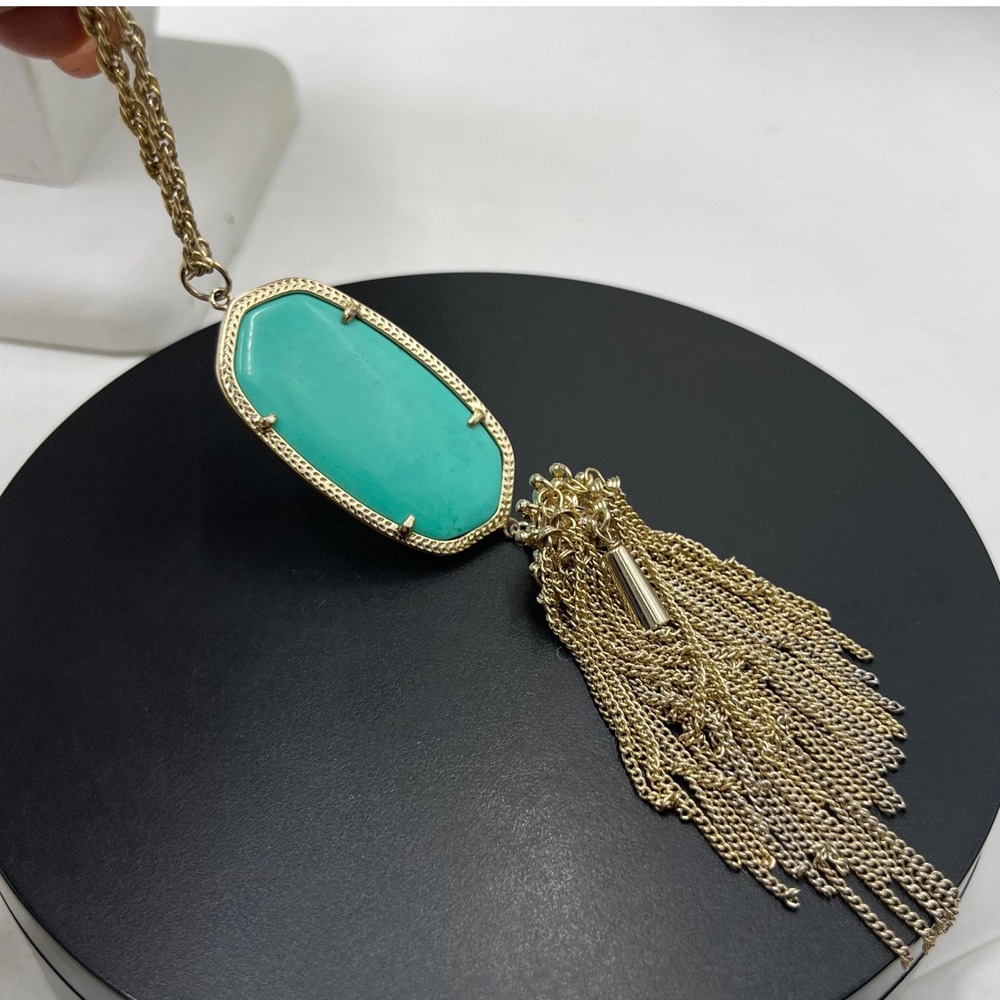 Kendra Scott Rayne Turquoise
Magnesite Green Blue Stone Tassel Pendant Necklace